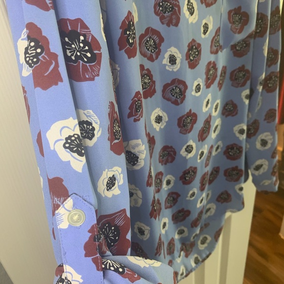 Ann Taylor Loft Blouse - Picture 2 of 4